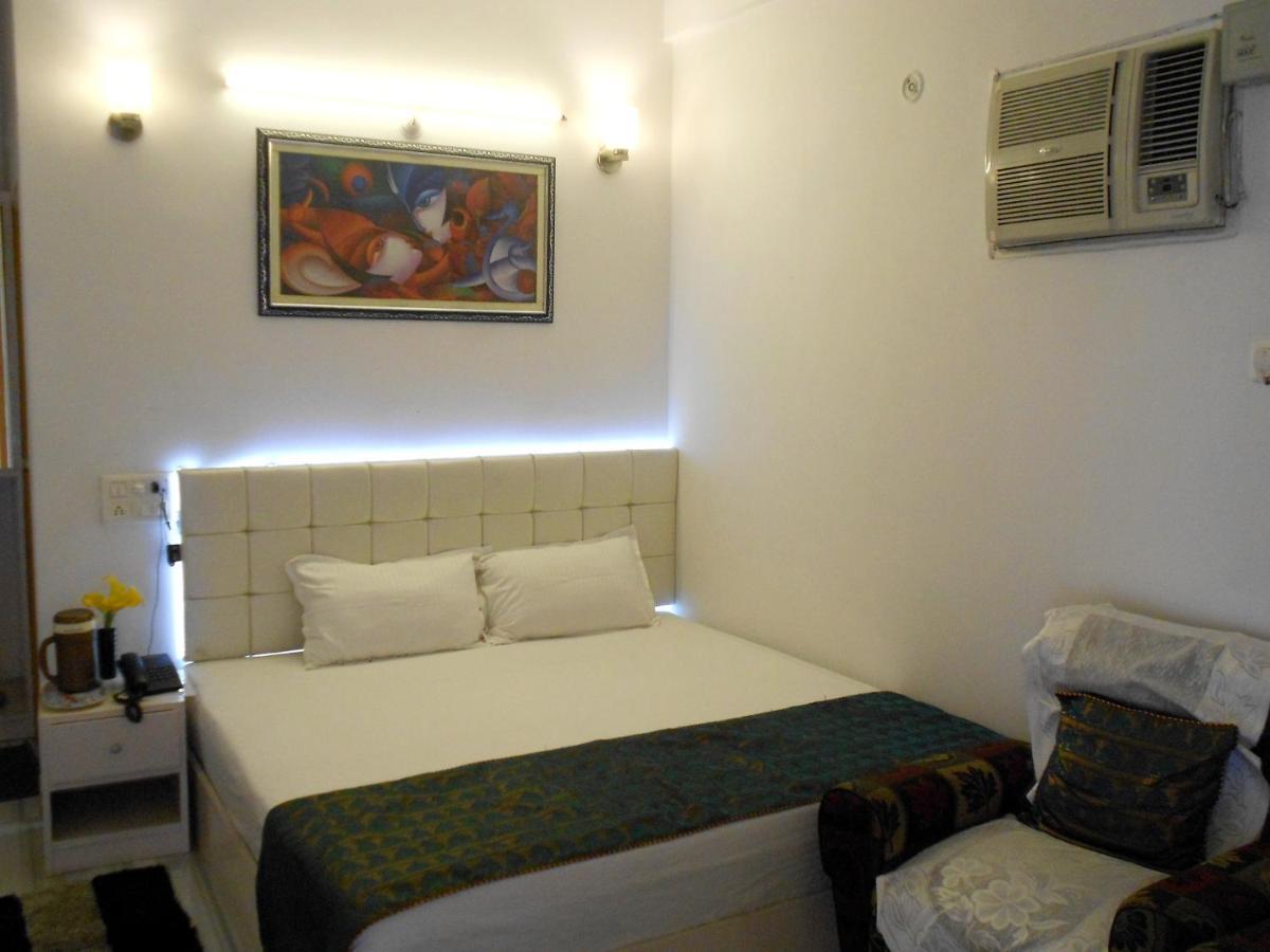 Ds Residency Varanasi-Prime Location-Parking Exterior photo